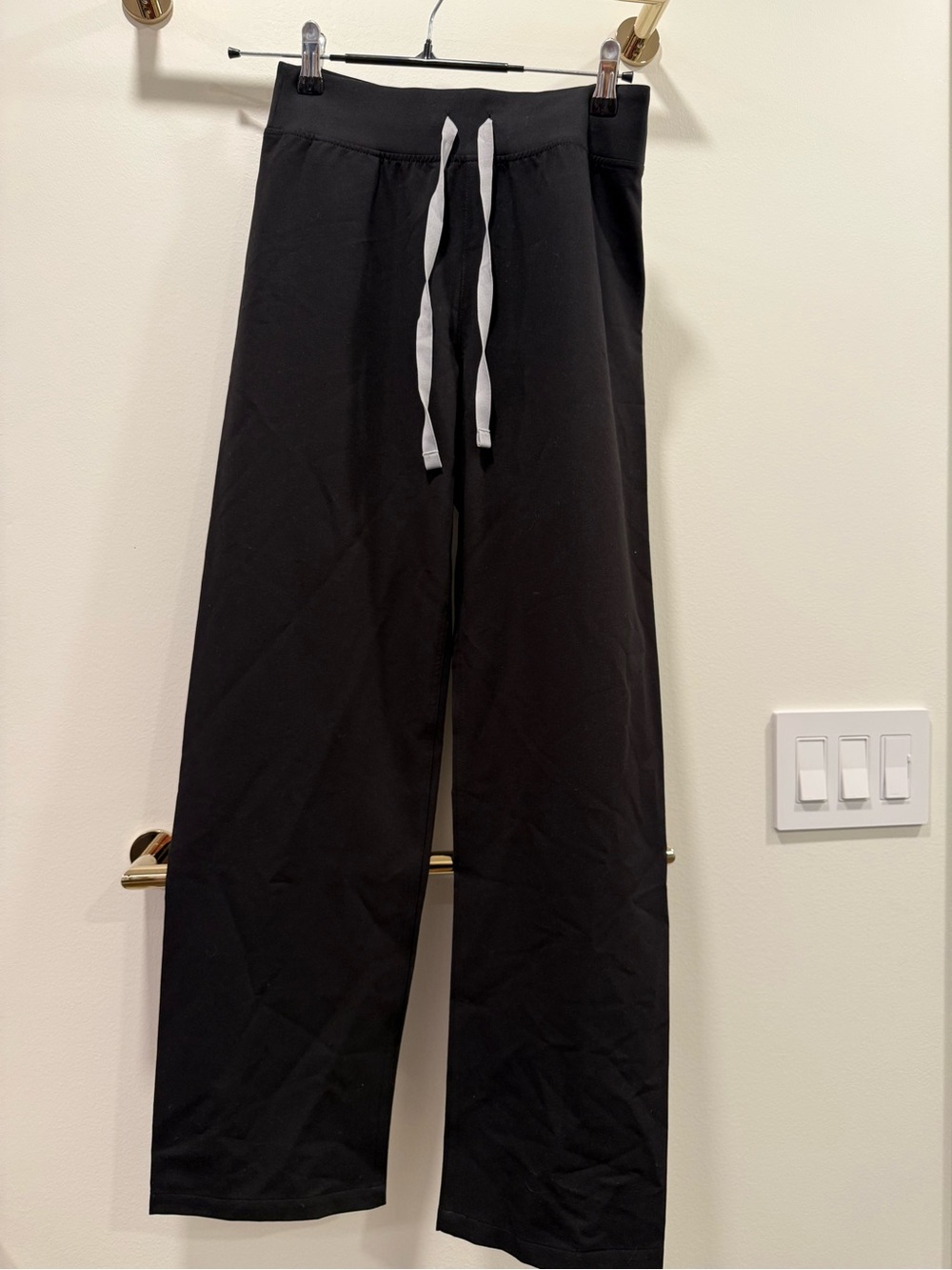 Figs scrub pant.